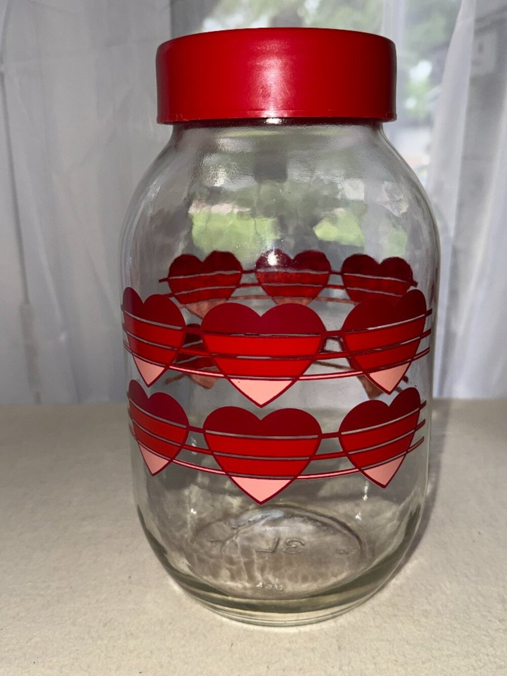 Vtg Valentines Day Carlton Glass Lidded Canister Hearts Candy Jar Red 3 L 10.5”